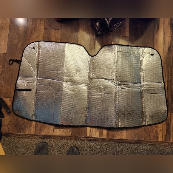 Horror Characters Windshield Sunscreen - Picture 12 of 13